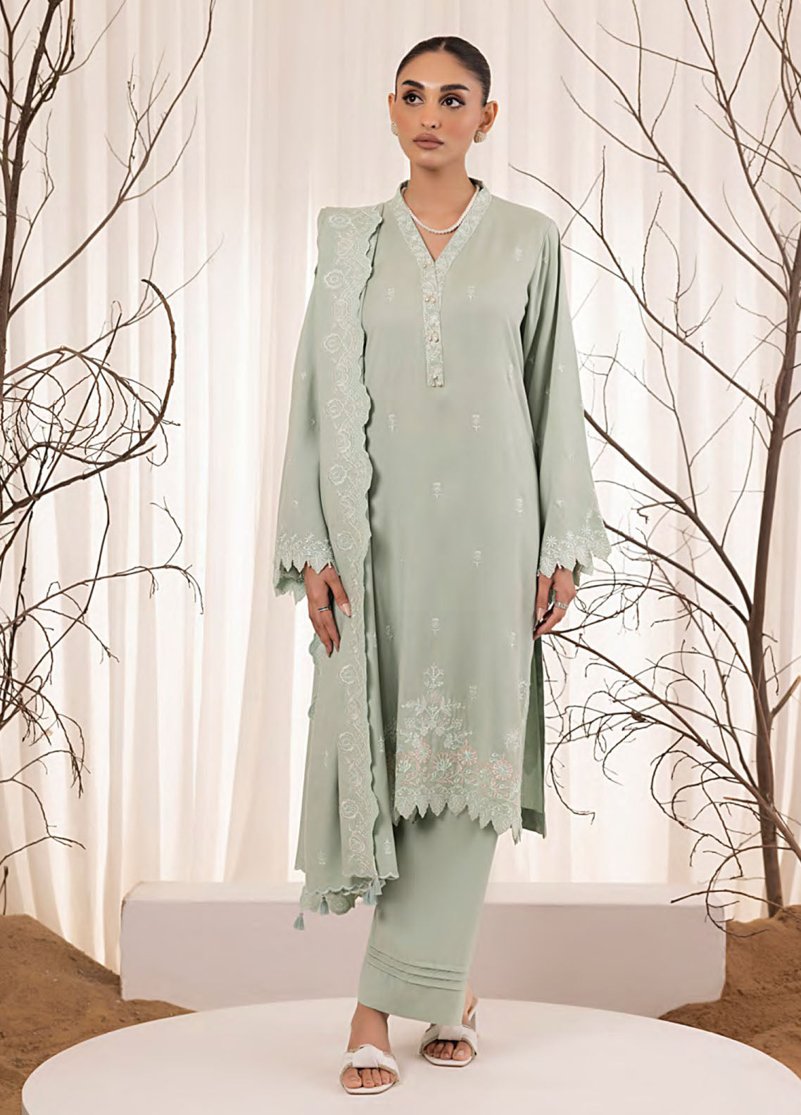 LSM Lakhany Embroidered Cashmi Wool 3 Piece Unstitched Suit LSM25WES D-LG-IZ-0451