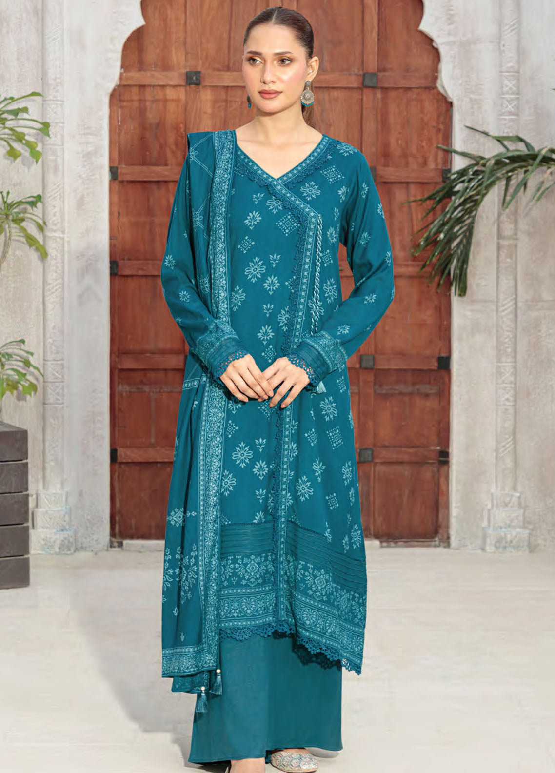 LSM Lakhany Printed Pashmina 3 Piece Unstitched Suit LSM25PP D-LG-RL-0346-C