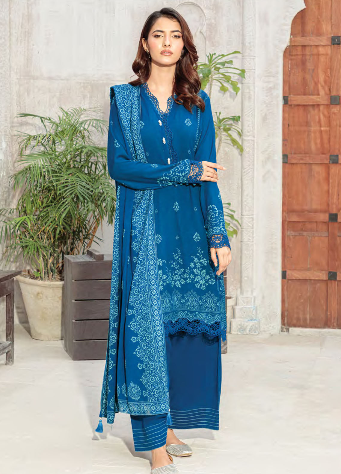 LSM Lakhany Printed Pashmina 3 Piece Unstitched Suit LSM25PP D-LG-UB-0259-A