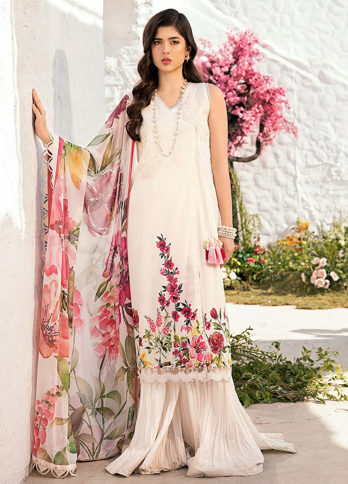 M Basics By Maria B Printed Lawn 3 Piece Unstitched Suit MB25MBL D-01 B