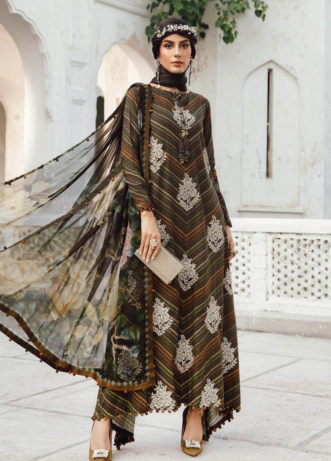 M.Prints By Maria B Embroidered Cambric Suits Unstitched 3 Piece MB25FE MPT-2705-B