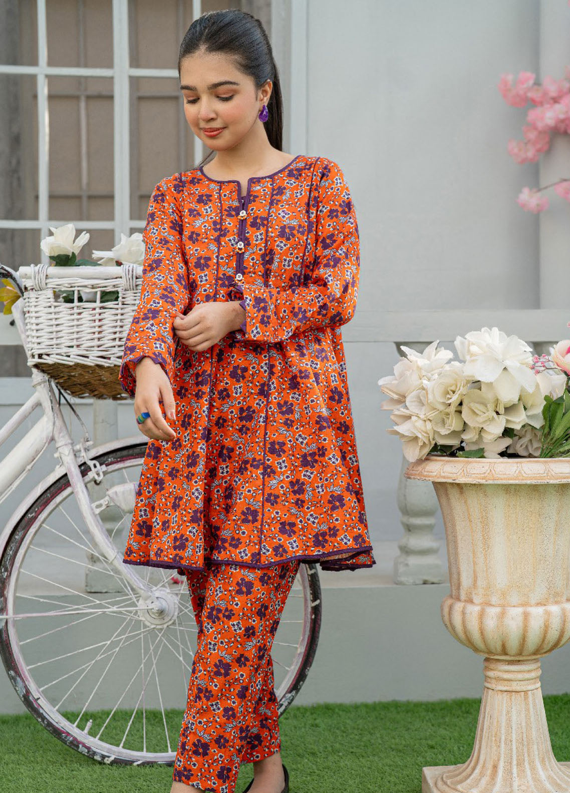 Mahroo Digital Embroidered Lawn 2 Piece Stitched Suit MMCS25K&G D-T-CK-003