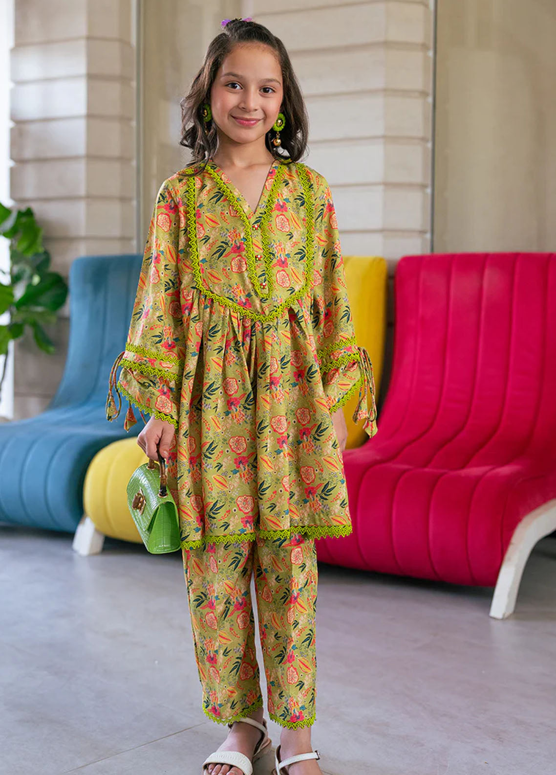 Mahroo Digital Printed Lawn 2 Piece Stitched Suit MMCS25K&G D-K-ALPRTW-047