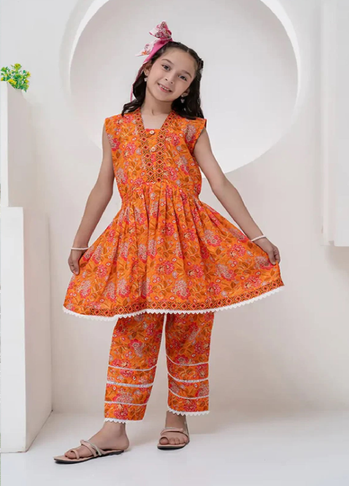 Mahroo Digital Printed Lawn 2 Piece Stitched Suit MMCS25K&G D-K-ALPRTW-051