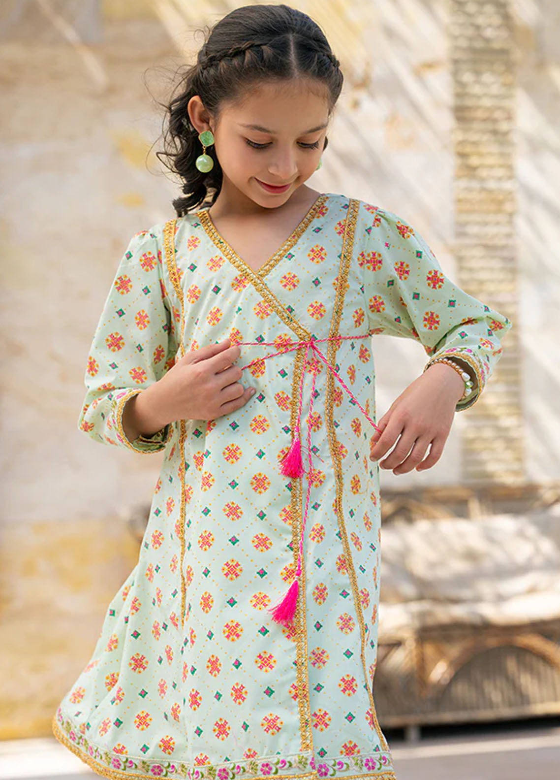 Mahroo Digital Printed Lawn 2 Piece Stitched Suit MMCS25K&G D-K-SFC-019