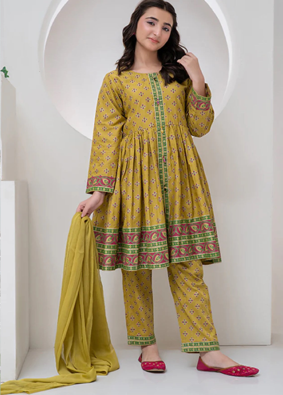 Mahroo Digital Printed Lawn 3 Piece Stitched Suit MMCS25K&G D-JK-PRT-013