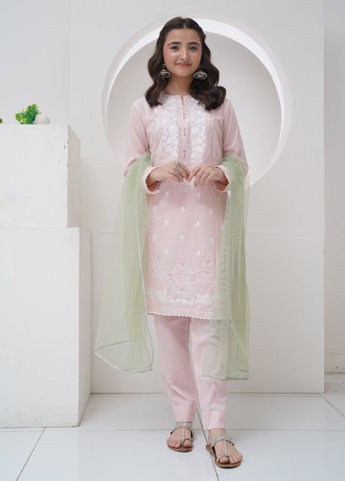 Mahroo Digital Printed Lawn 3 Piece Stitched Suit MMCS25K&G D-SFC-009