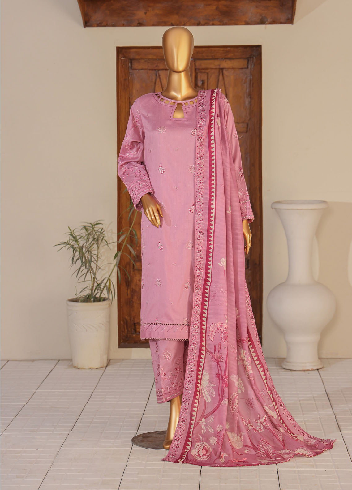 Mayaar By HZ Textiles Embroidered Cotton 3 Piece Unstitched Suit HZ25M D-MEC-08