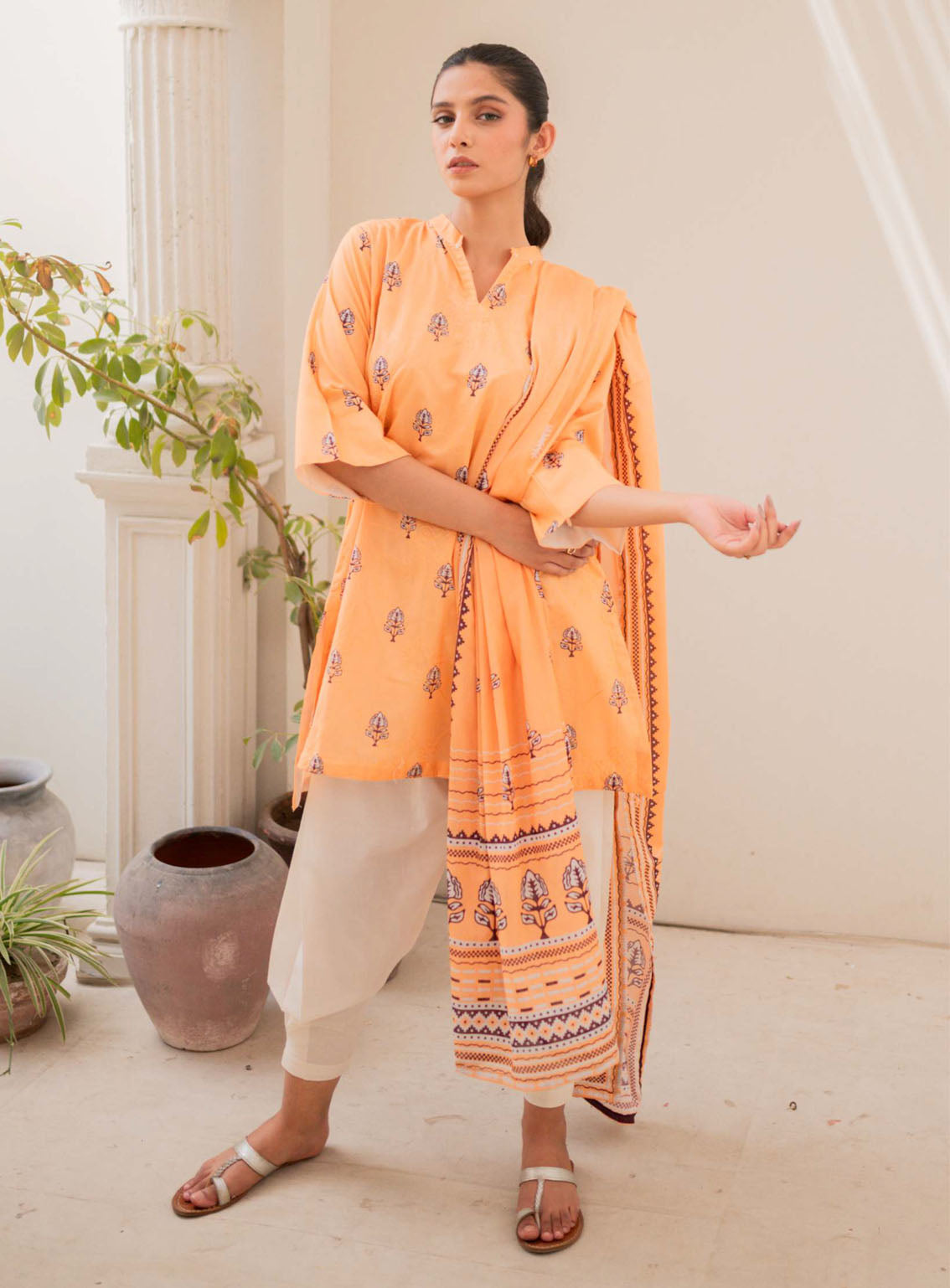 Naqsh By Rashid Textile Embroidered Lawn 3 Piece Unstitched Suit RT24NEL D-8481