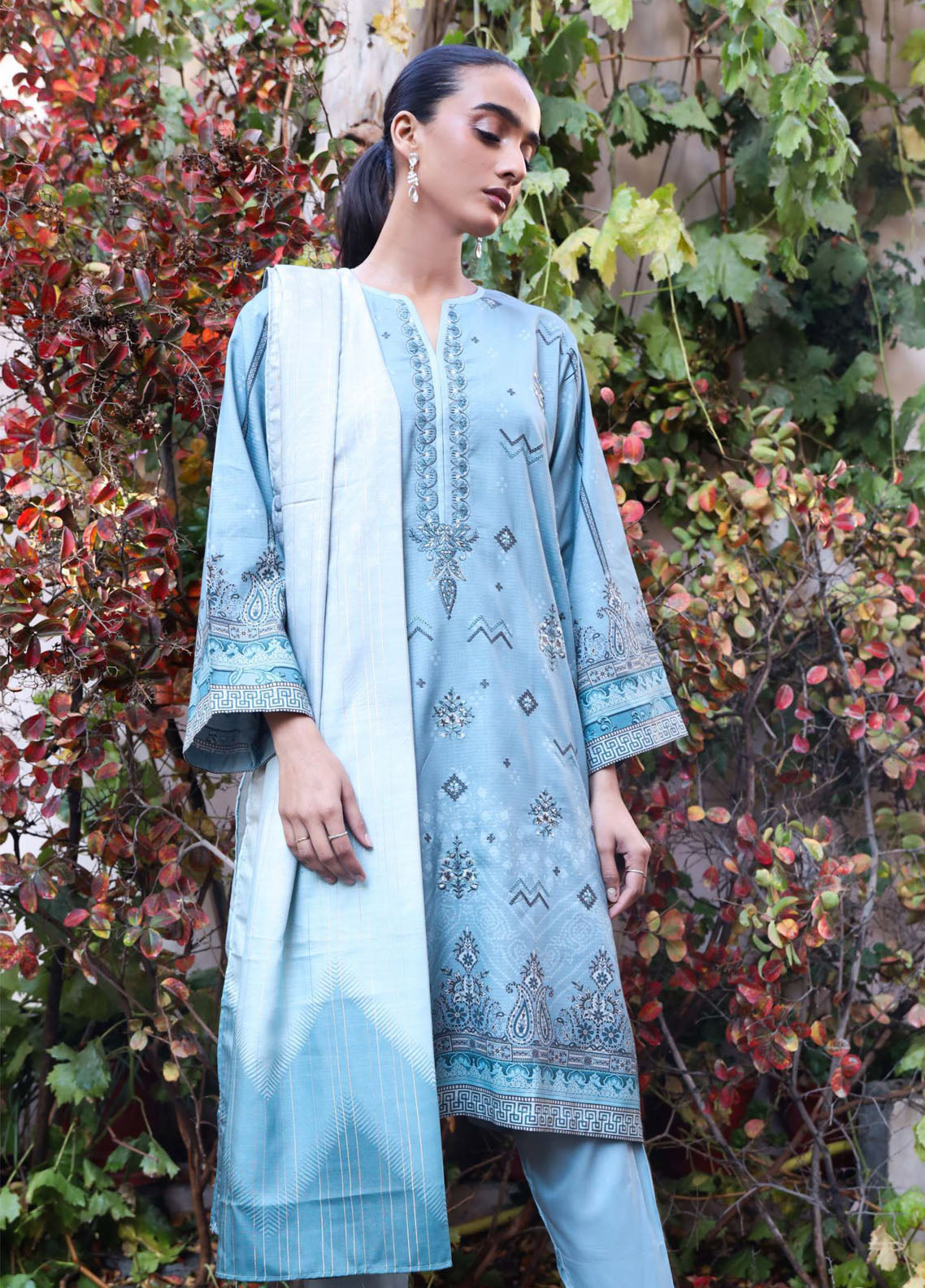 Noor By Rashid Textile Embroidered Linen 3 Piece Unstitched Suit RT25NEL D-0096