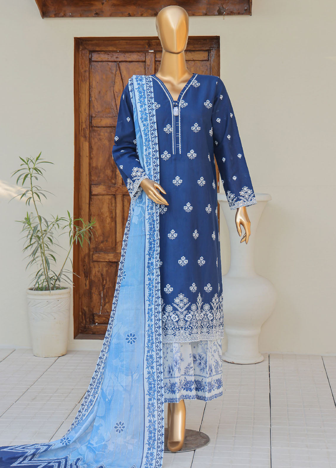 Oriental By HZ Textiles Embroidered Printkari Slub Cambric 3 Piece Unstitched Suit HZ25OPESC D-OPS-06