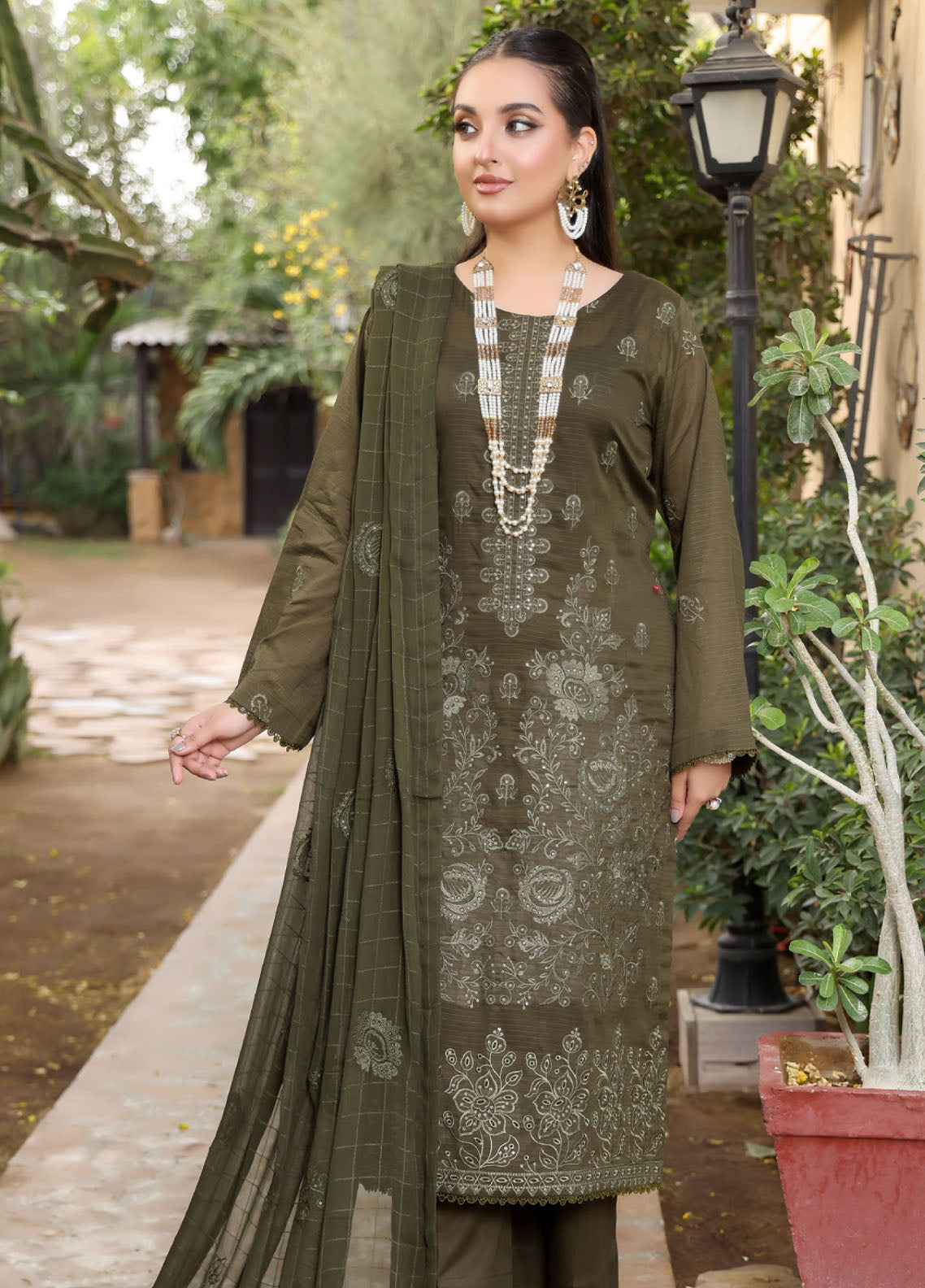 Patterns By Schick Embroidered Lawn 3 Piece Unstitched Suit SDH26PBC D-02