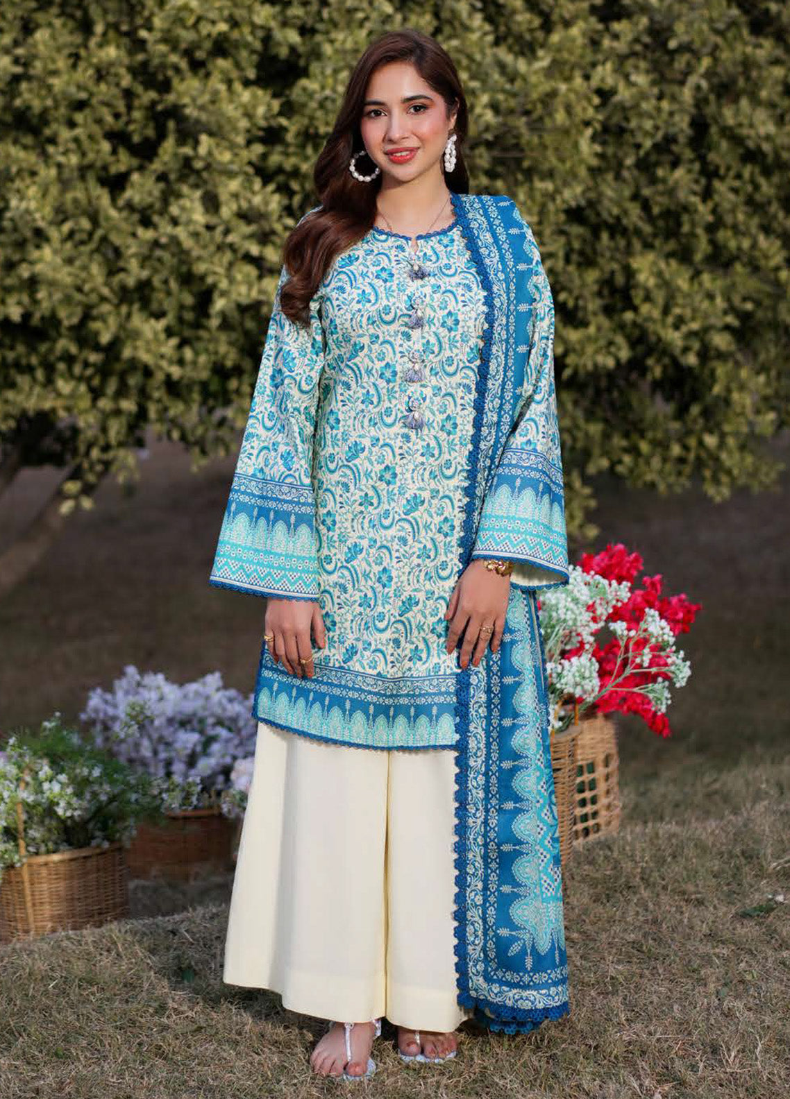 Prints By Asim Jofa Printed Lawn 3 Piece Unstitched Suit AJ25PV2 D-AJUUB-13