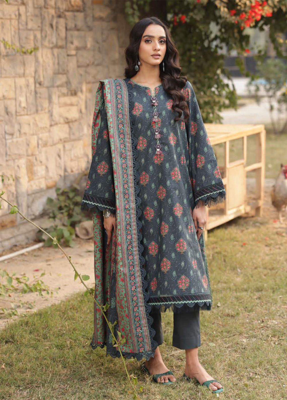 Prints By Asim Jofa Printed Lawn 3 Piece Unstitched Suit AJ25PV3 D-AJUBJ-17