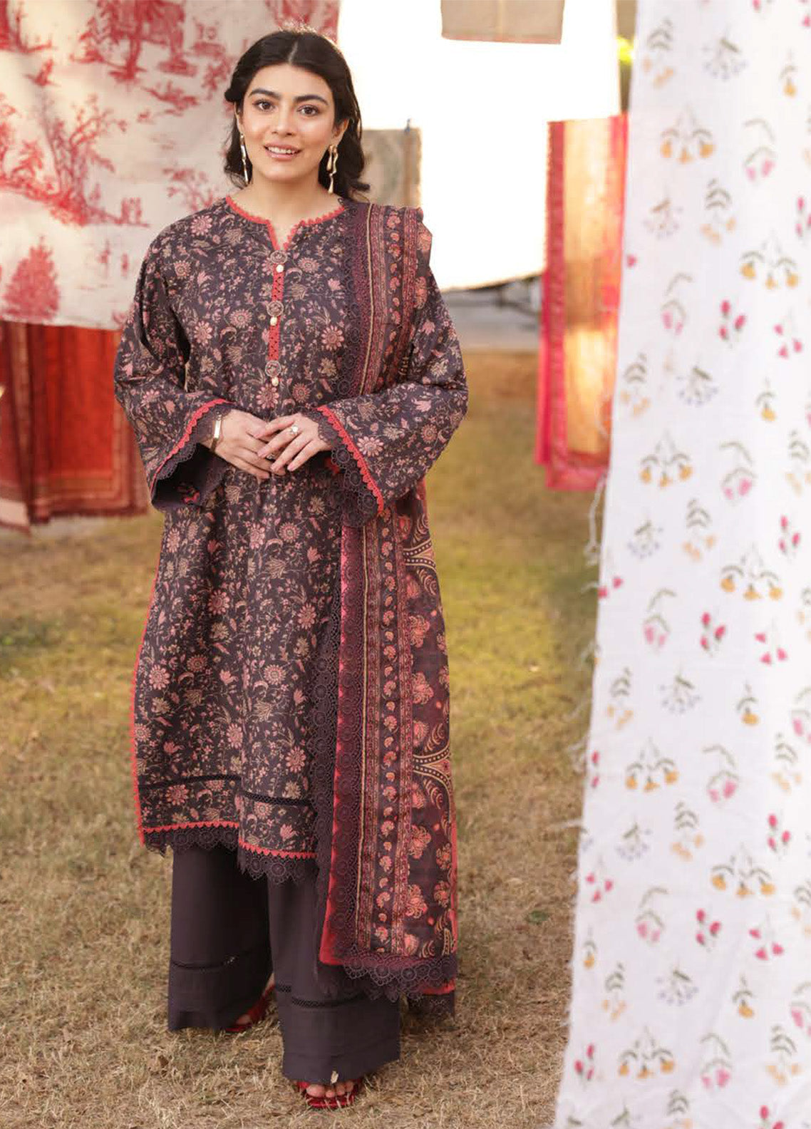 Prints By Asim Jofa Printed Lawn 3 Piece Unstitched Suit AJ25PV3 D-AJUBJ-18