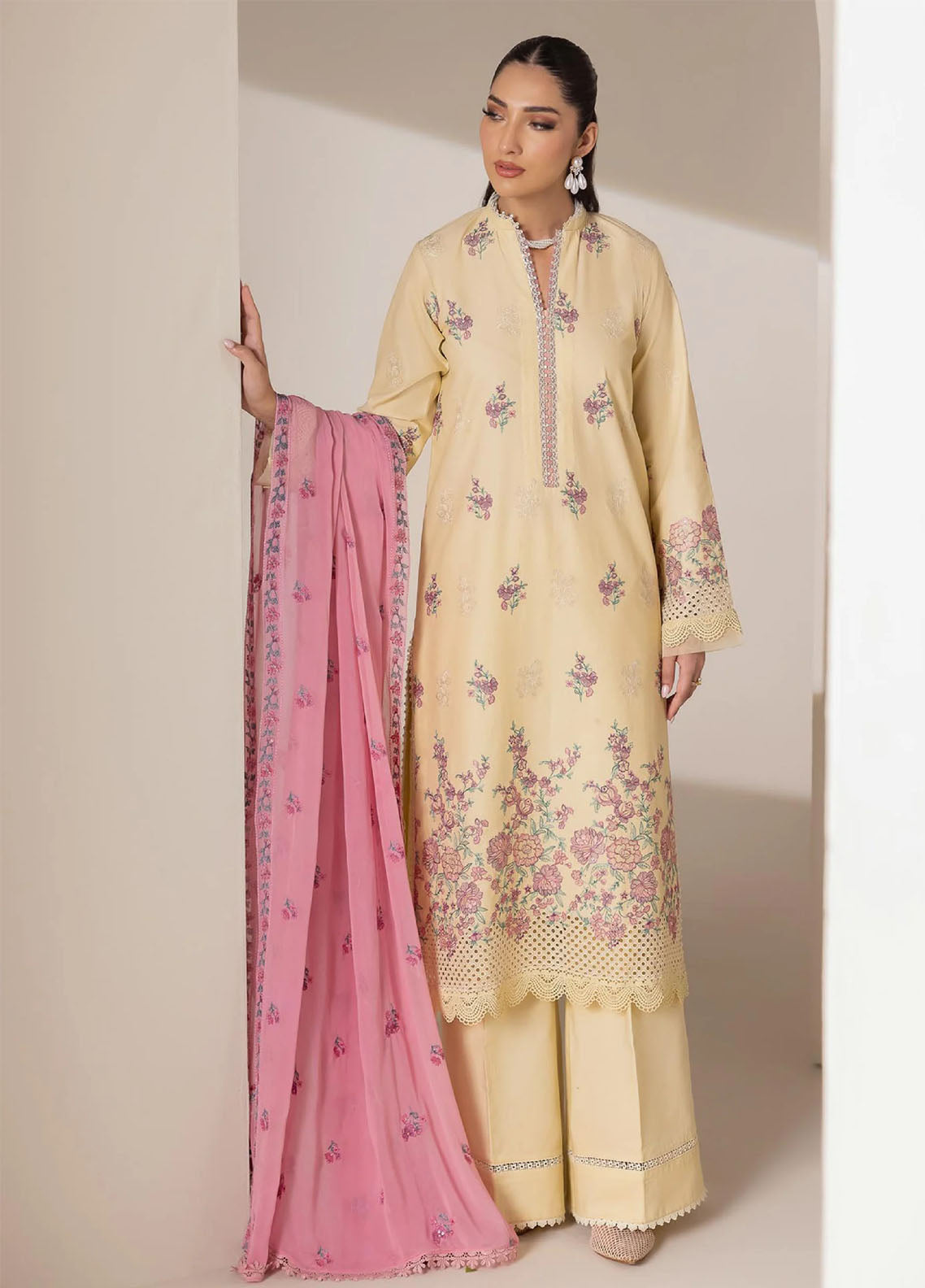 Rajbari Exclusive Embroidered Lawn 3 Piece Unstitched Suit RB26EE D-09