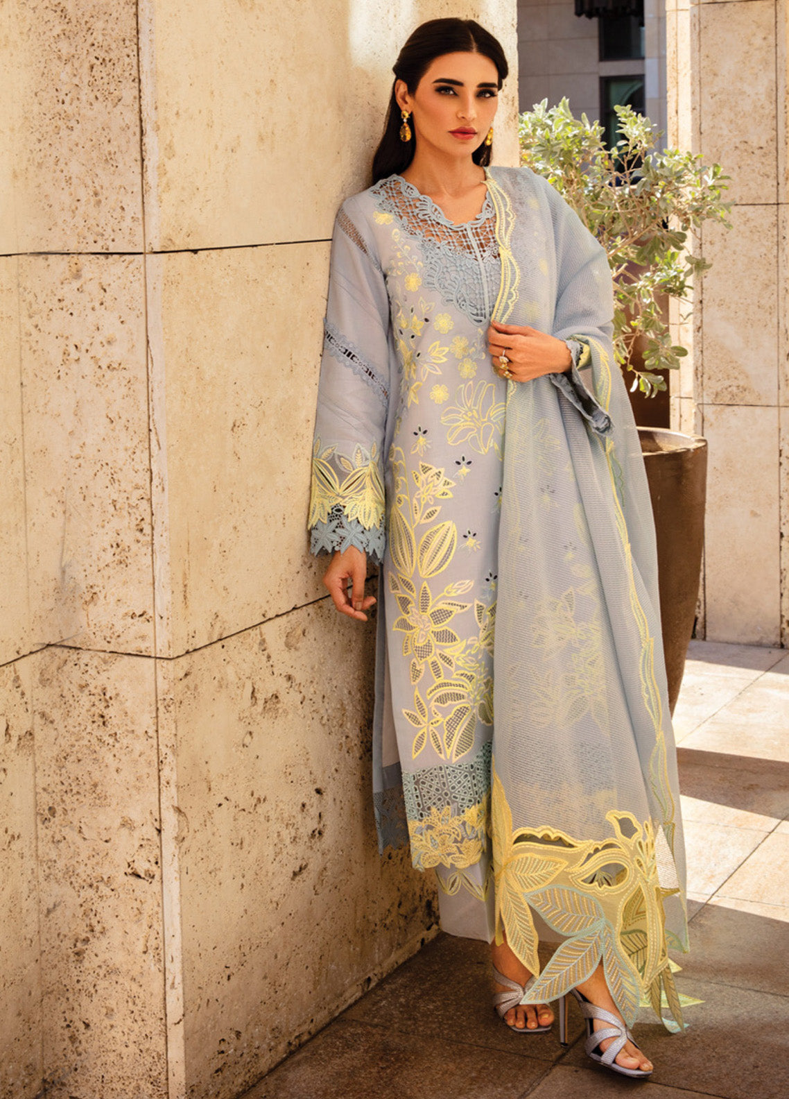Rang Rasiya Premium Embroidered Lawn 3 Piece Unstitched Suit RR25PS D-RR-04 ELNAZ
