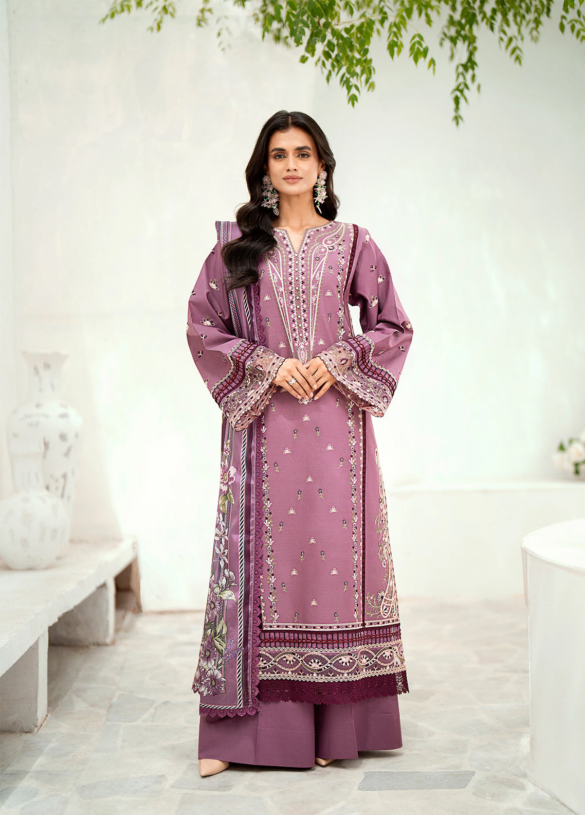 Riwaayat By Bin Ilyas Embroidered Lawn 3 Piece Unstitched Suit BI24R 305 B