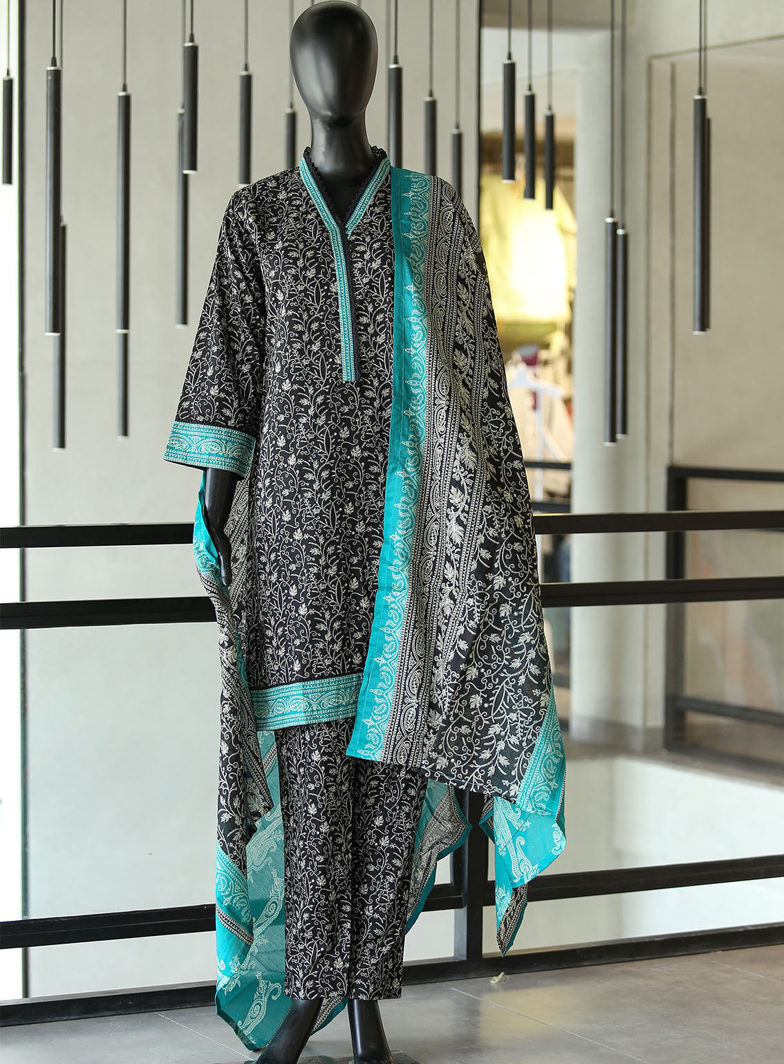 Royal Fashion Digital Printed Lawn 3 Piece Stitched Suit - RF24DPL BS-08