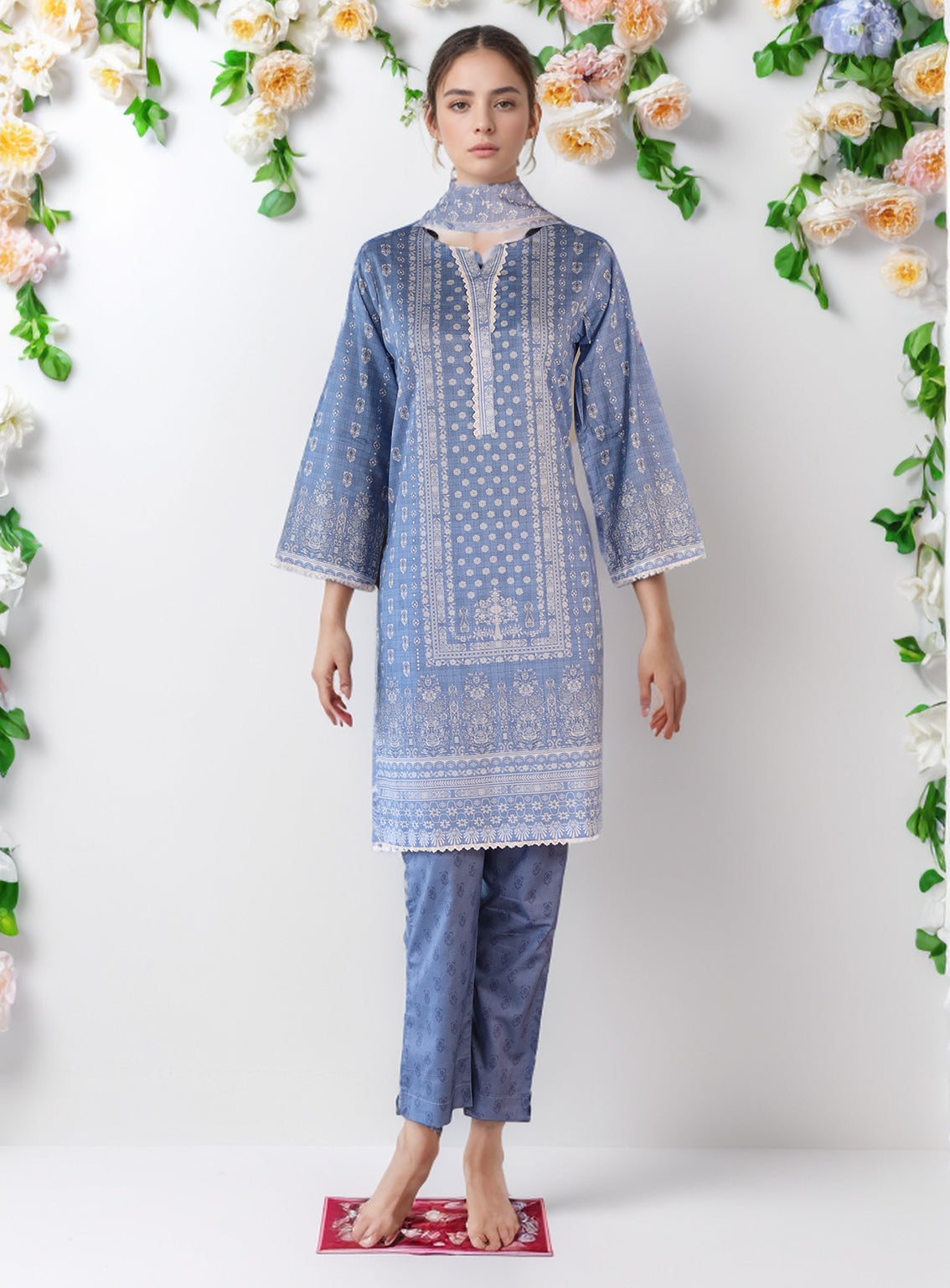 Royal Fashion Digital Printed Lawn 3 Piece Stitched Suit RF24DPL D-03
