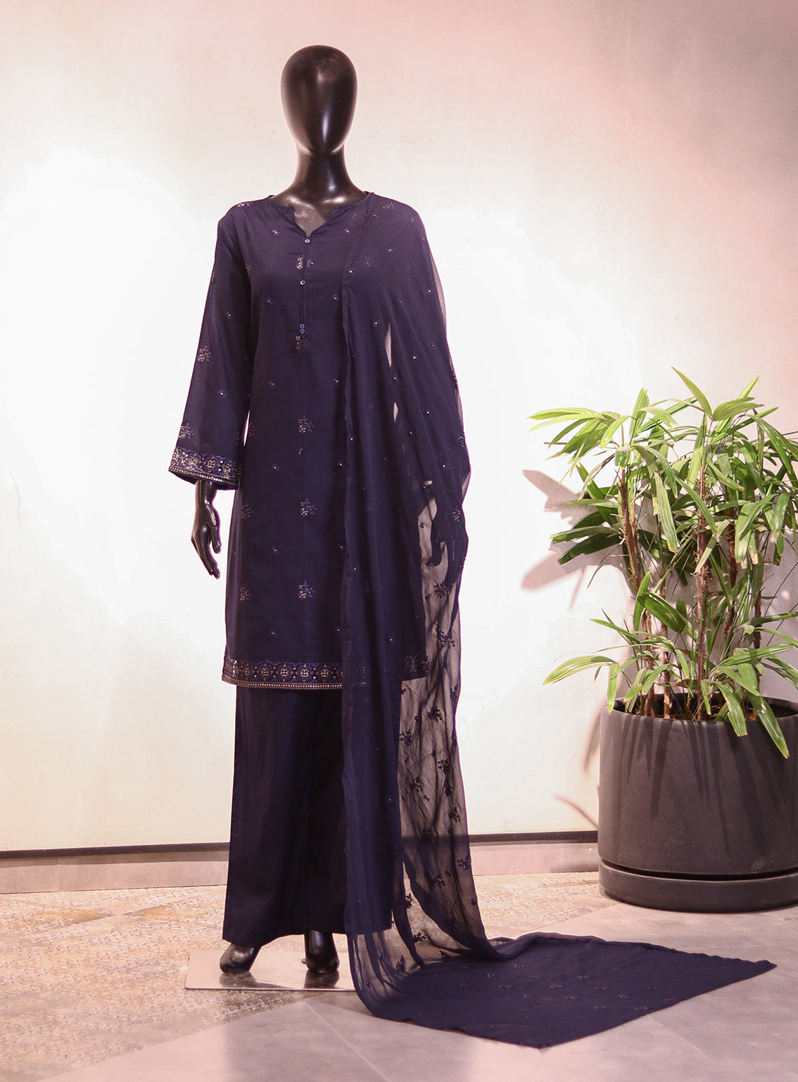 Royal Fashion Embroidered Lawn 3 Piece Stitched Suit RF26EP D-SNSC-SQ375 DBL