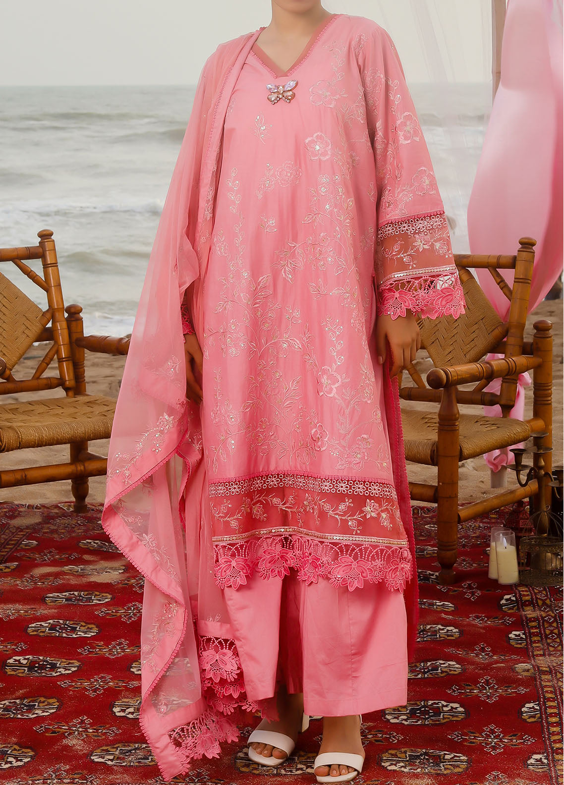 Saba Sumaiya Embroidered Lawn 3 Piece Unstitched Suit SSY25E D-GULZAAR