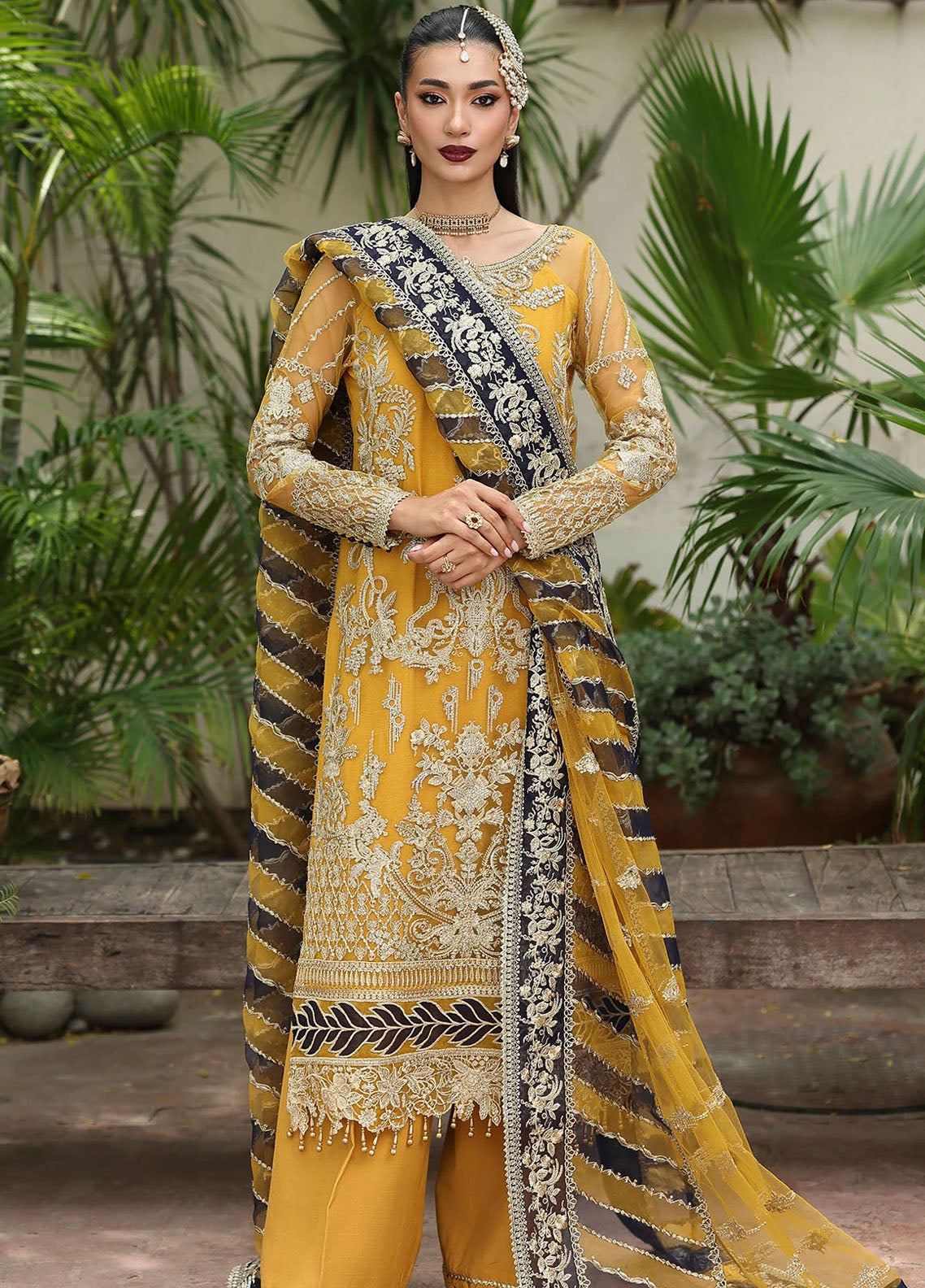Saiyara By Imrozia Embroidered Net 3 Piece Unstitched Suit IM25SLF D-I-230 ZAREHA