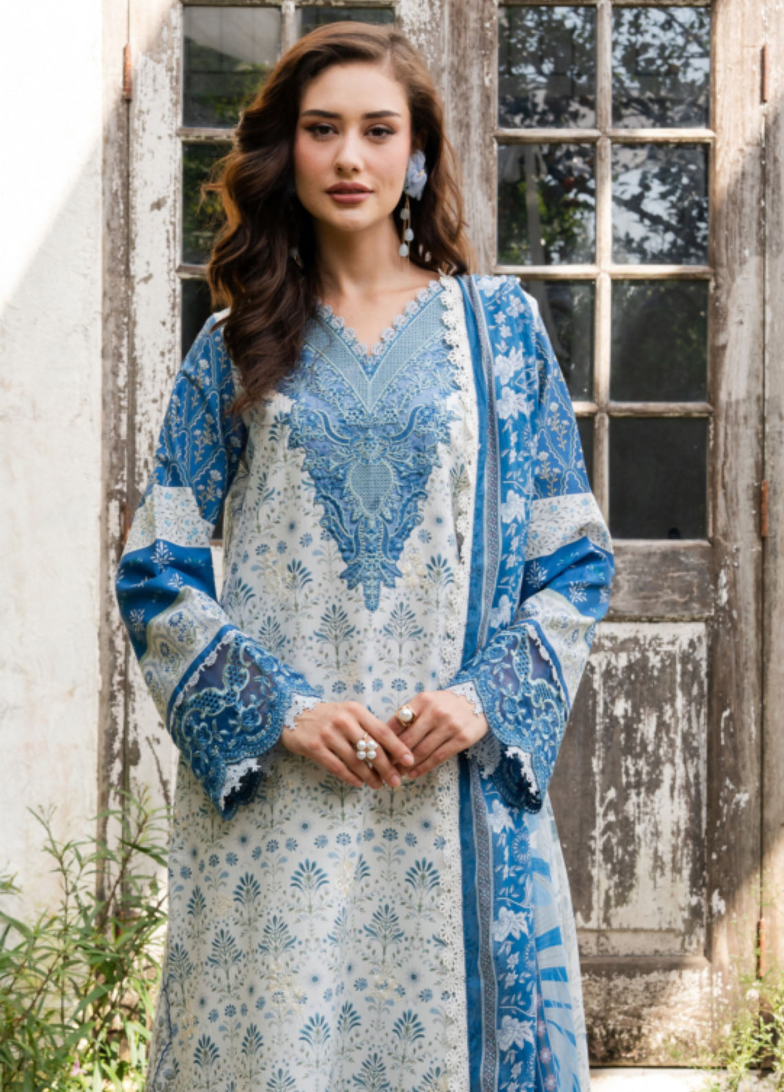 Shezlin By Aabyaan Chikankari Lawn 3 Piece Unstitched Suit ABY26SCE D-AZ-05 EVARA