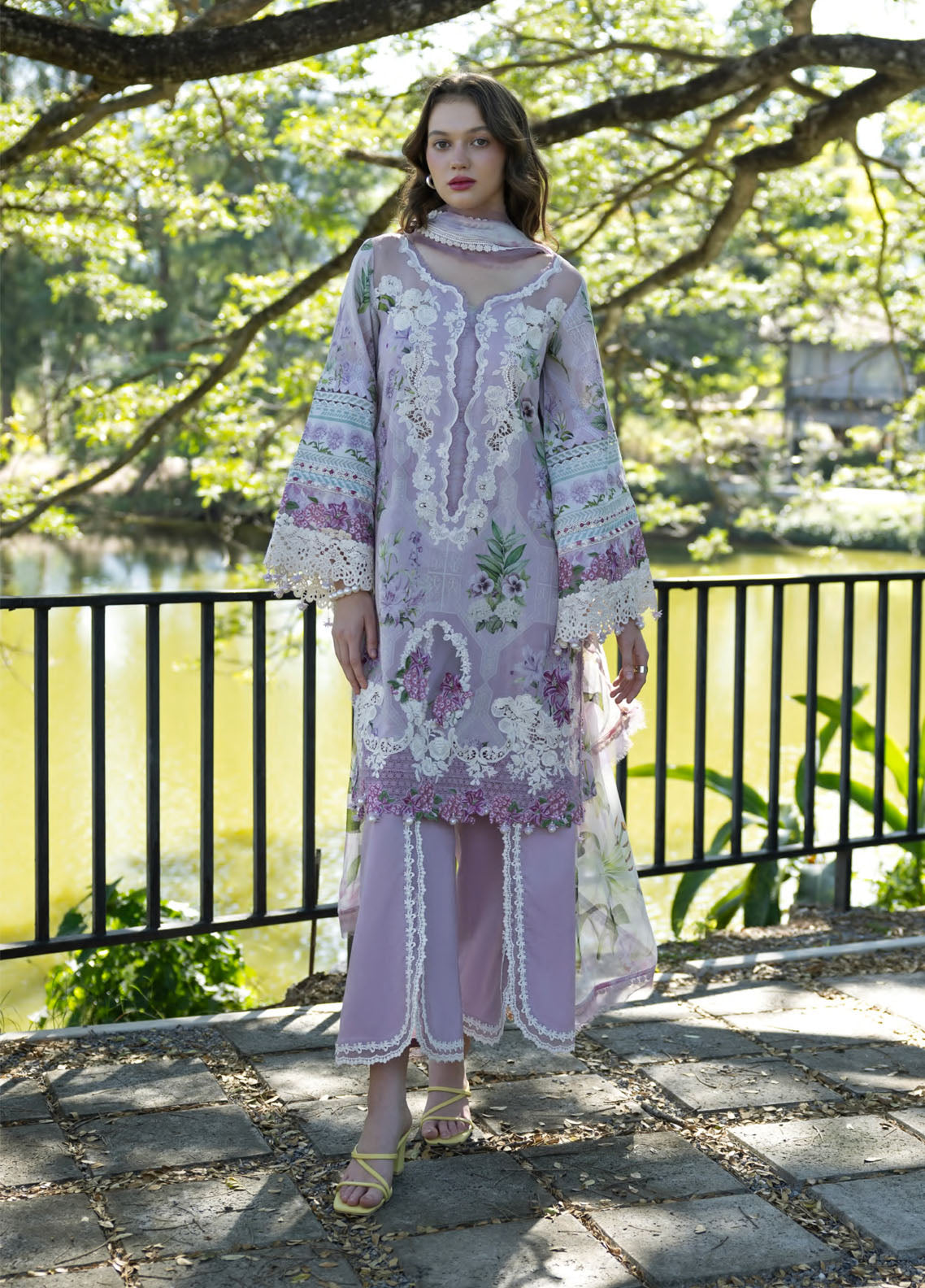 Signature By Elaf Embroidered Lawn 3 Piece Unstitched Suit EF26SEP D-ESA-8B ANASTASSIA