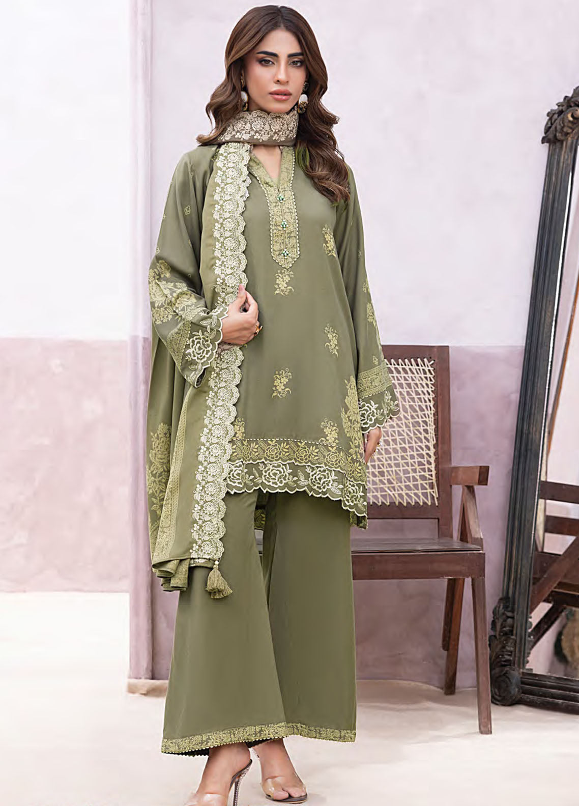 Winter Essentials By LSM Lakhany Embroidered Cashmi Wool 3 Piece Unstitched Suit LSM25WEE D-LG-RL-0307-B
