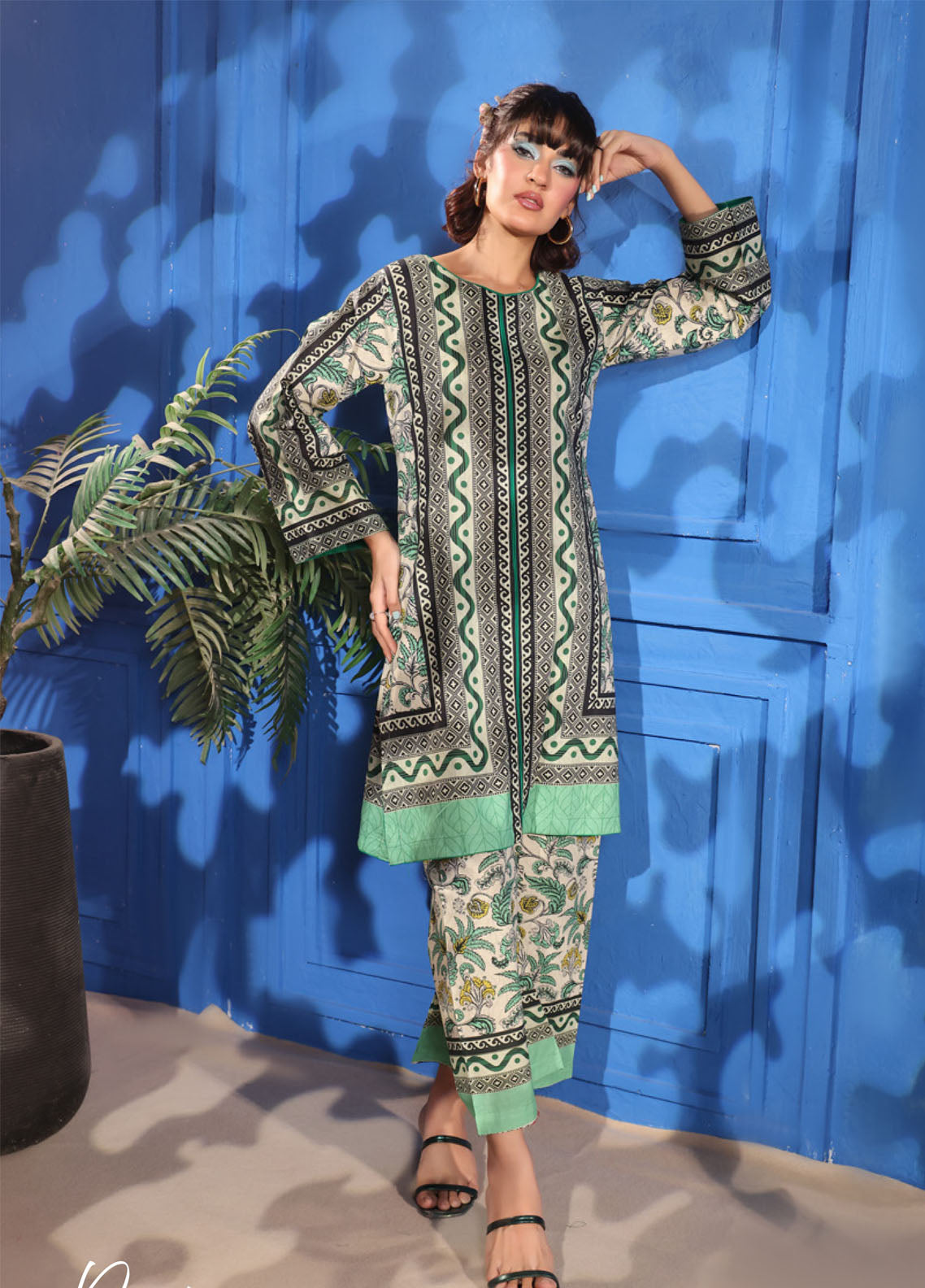 Working Women By Schick Digital Printed Lawn 3 Piece Unstitched Suit SDH25WW DP-07