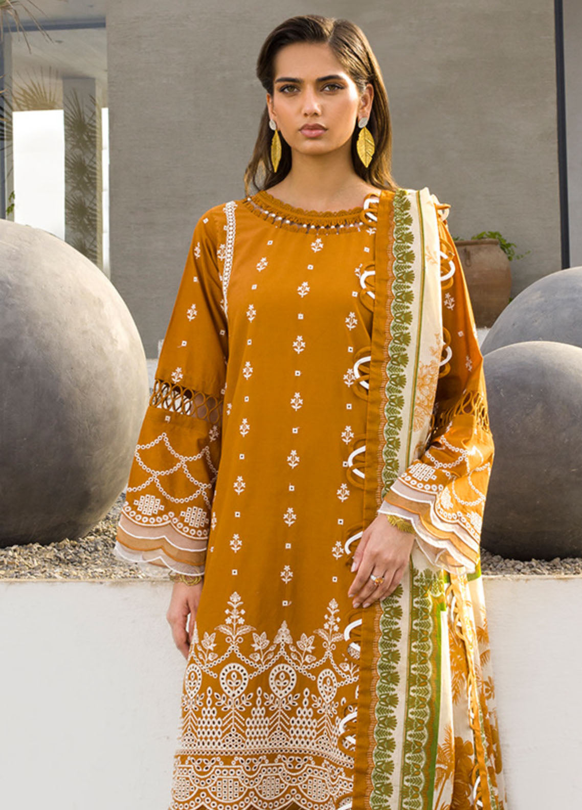 Zellbury Embroidered Chikankari Cotton 3 Piece Unstitched Suit WUC25E30074