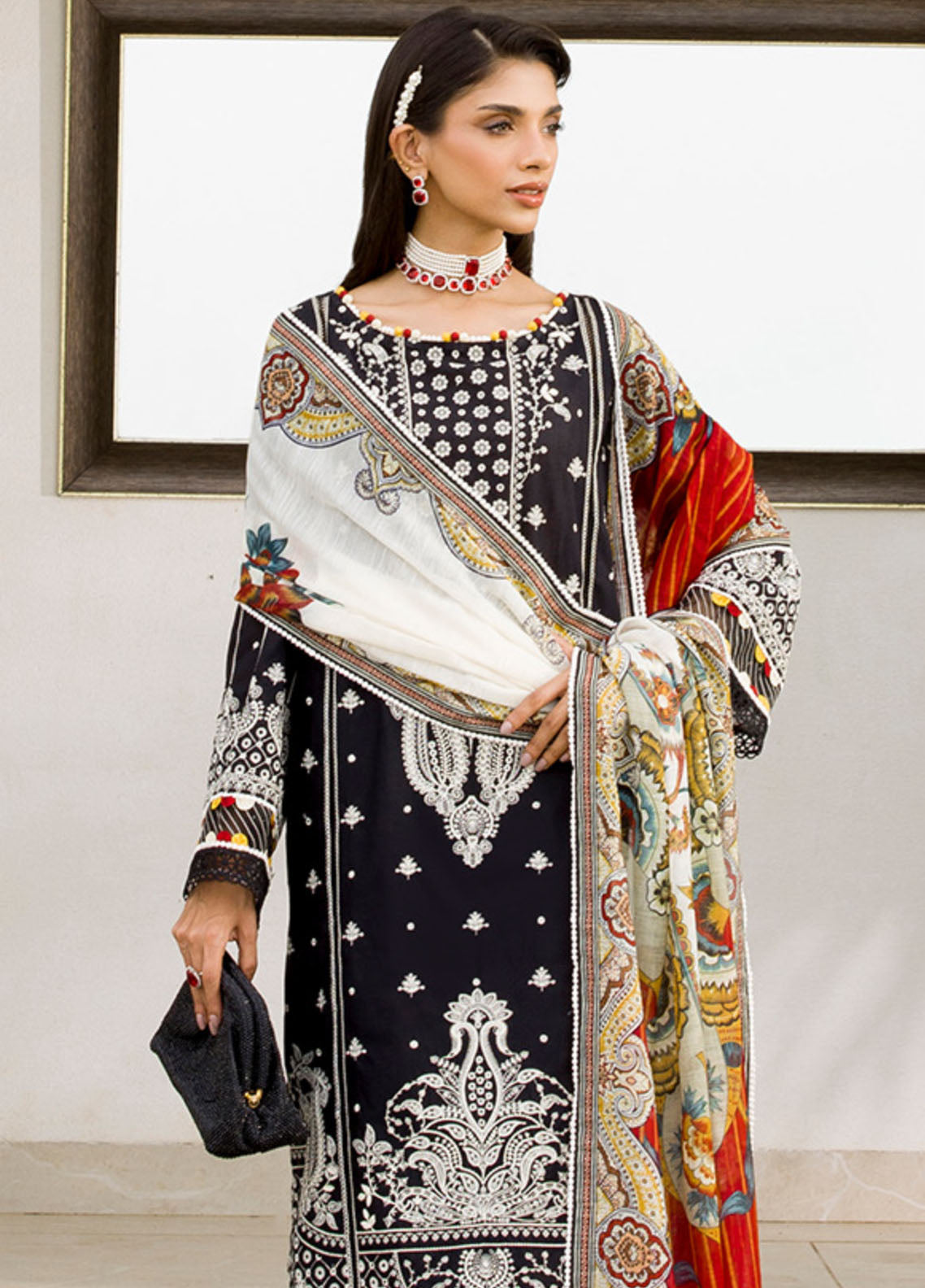 Zellbury Embroidered Chikankari Cotton 3 Piece Unstitched Suit WUC25E30080