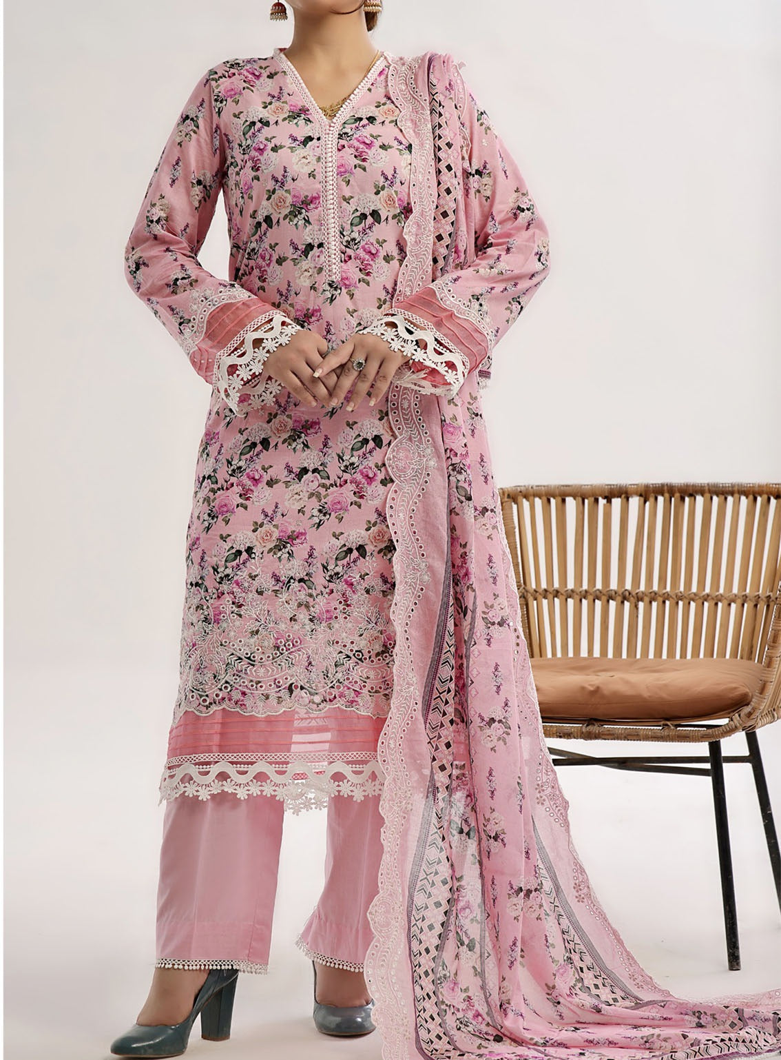 Zynah By VS Textile Chikankari Lawn 3 Piece Unstitched Suit VS24CL D-334