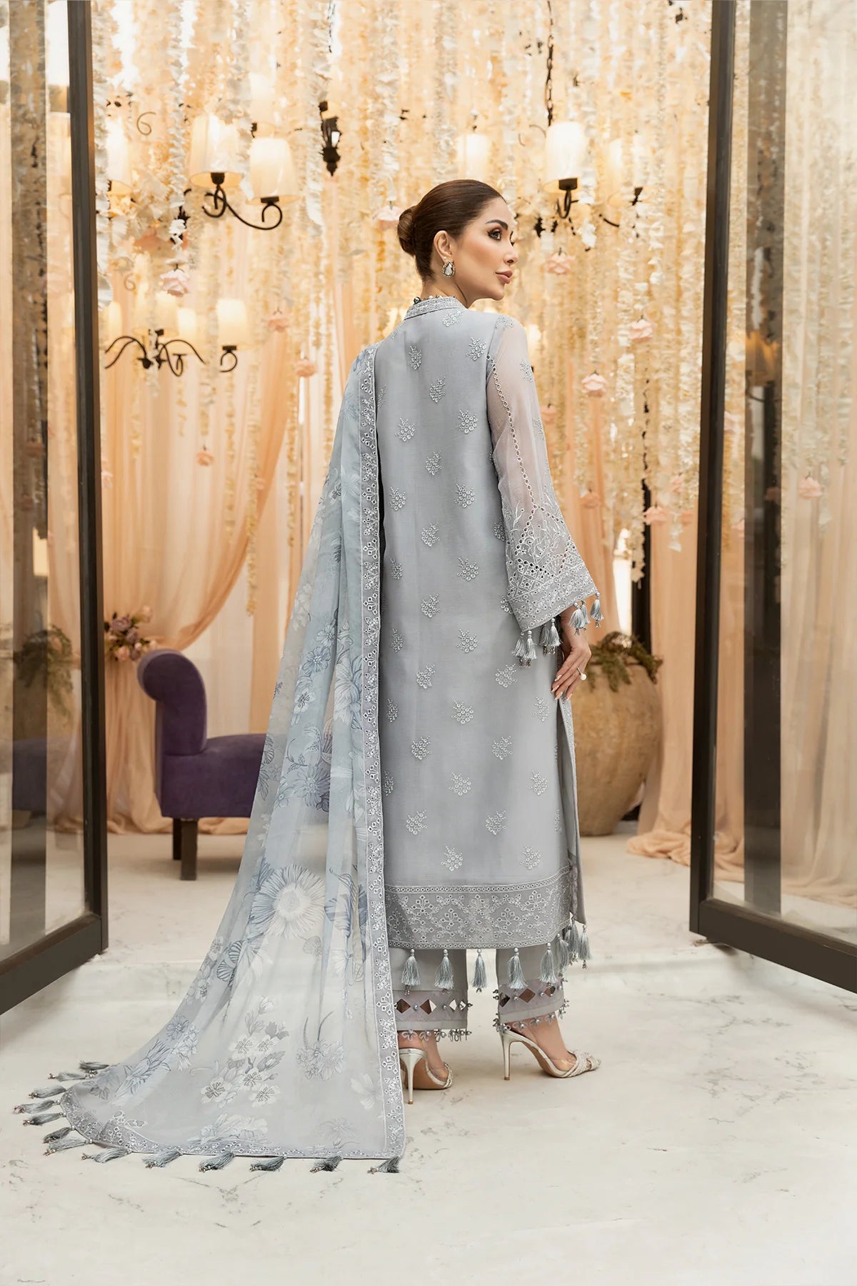D#01 Alizeh Dhaagay Luxury Emb Chiffon Collection 323 V-1