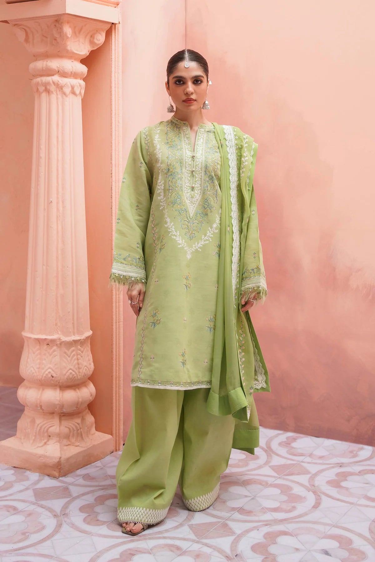 D#15B Zara Shahjahan Emb Lawn Collection 323