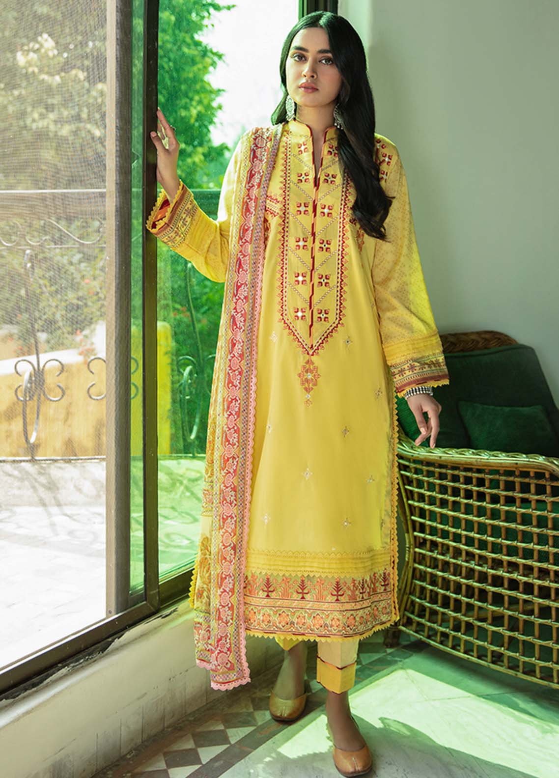 D#07 Aabyaan Luxury Emb Lawn Collection 122