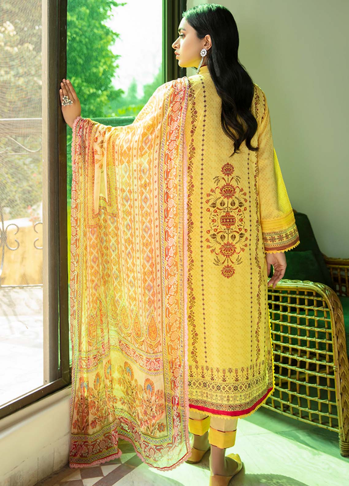 D#07 Aabyaan Luxury Emb Lawn Collection 122