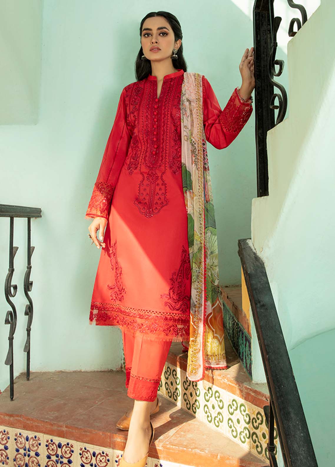 D#10 Aabyaan Luxury Emb Lawn Collection 122