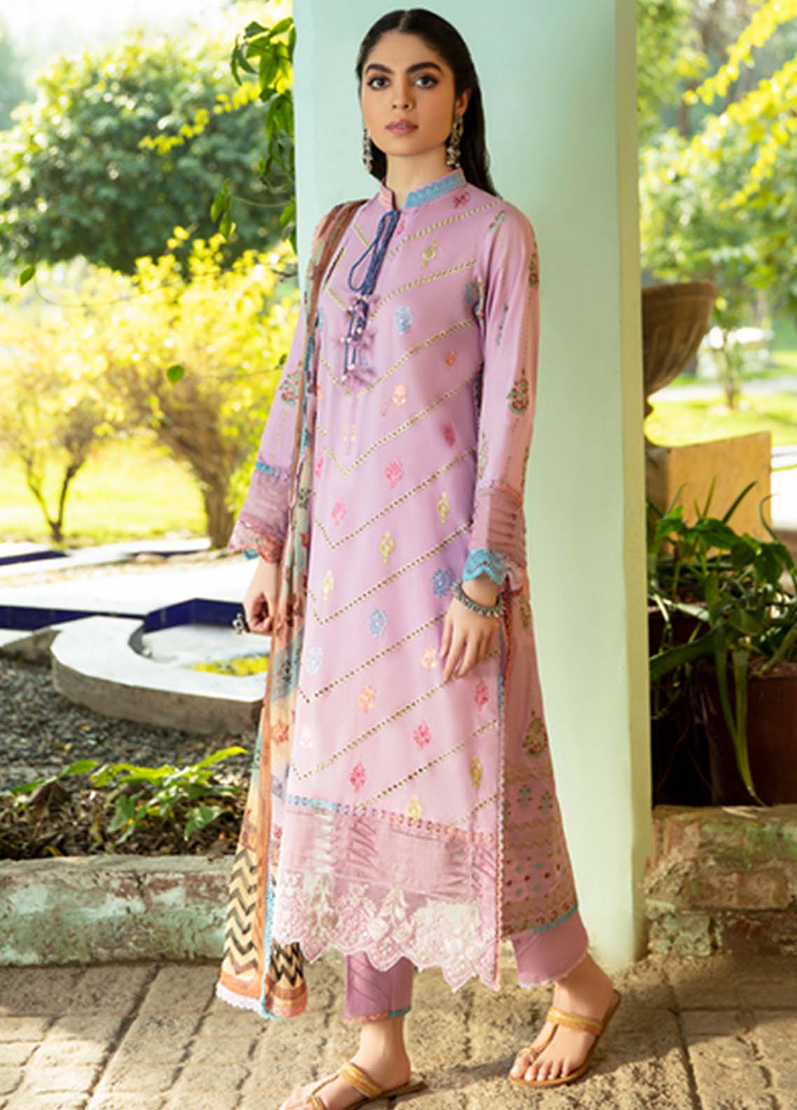 D#11 Aabyaan Luxury Emb Lawn Collection 122