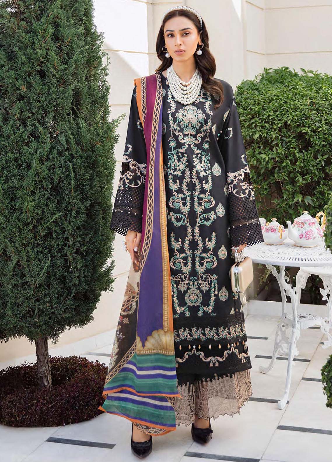 D#04a Kahf Luxury Lawn Collection 322