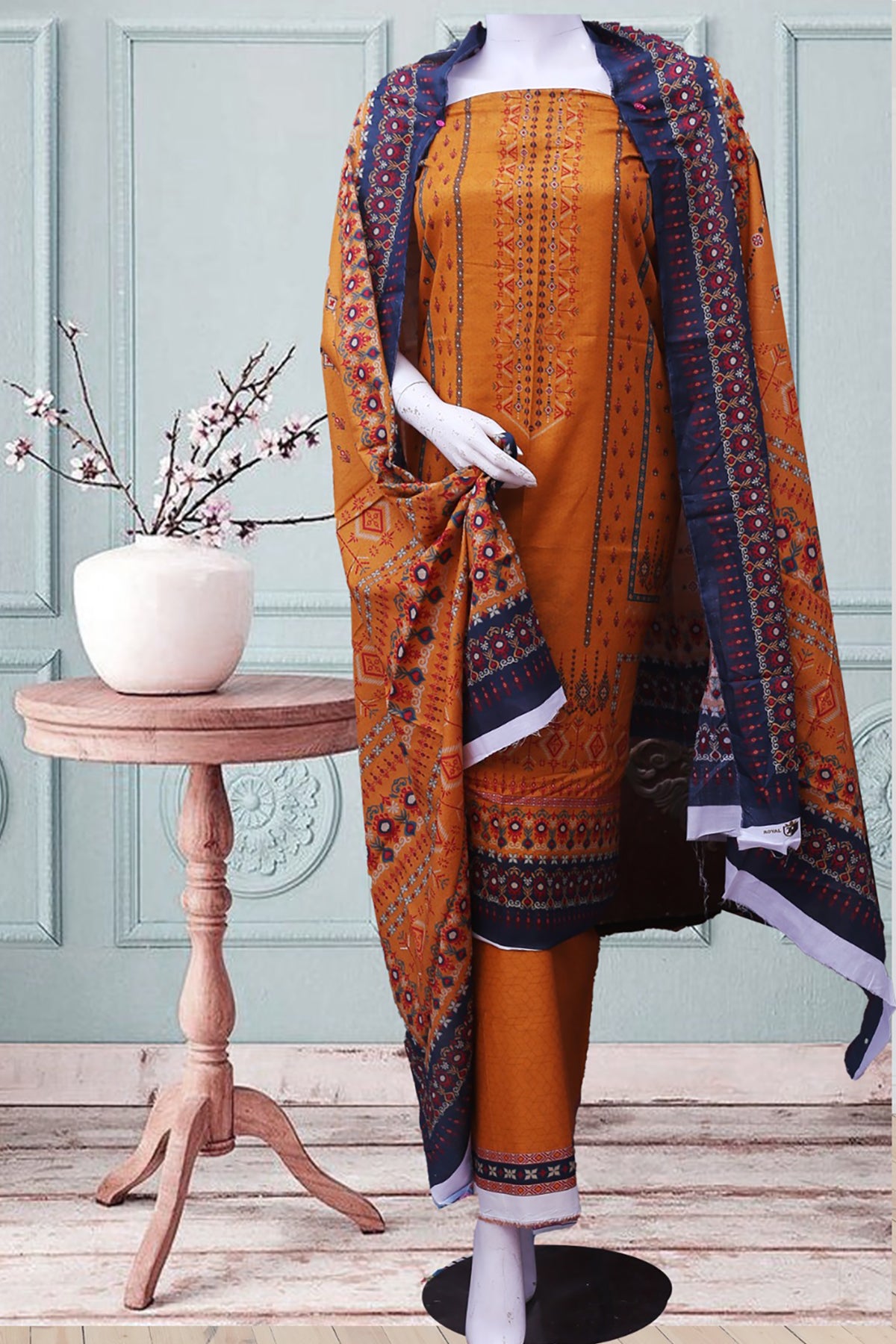 D#MF01 Royal Fashions Digital Printed Lawn 3Pc 323