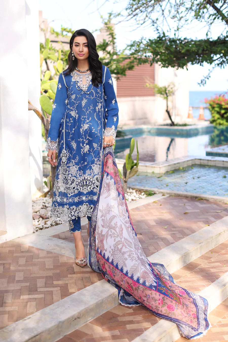 D#10B Noor By Saadia Asad Luxury Chikankari Lawn Collection 323