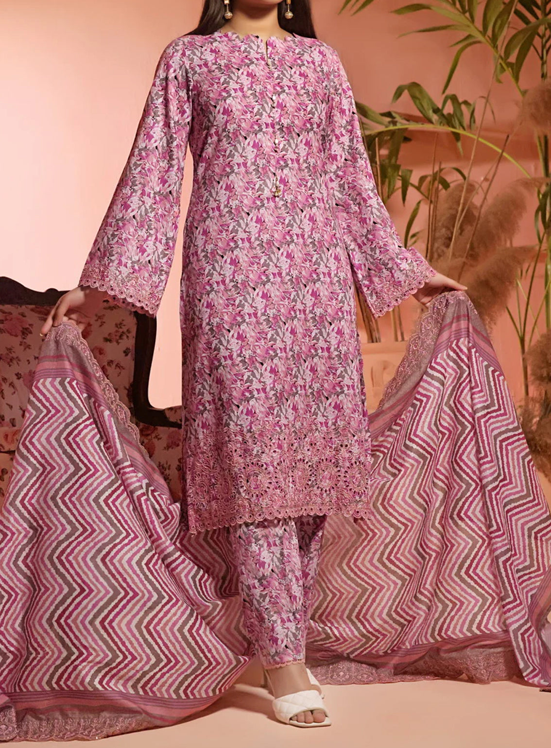 Aiza & Momina By VS Textile Embroidered Lawn Unstitched 3 Piece Suit - VS24AMC1 35