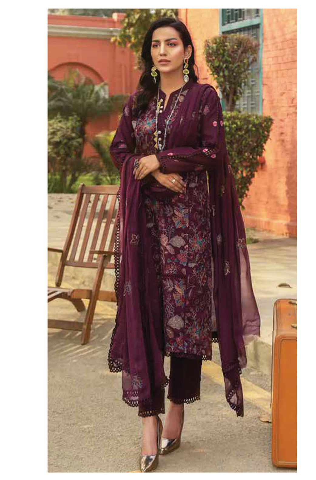 D#02 Mahnur Luxury Emb Lawn Collection 323 V-2