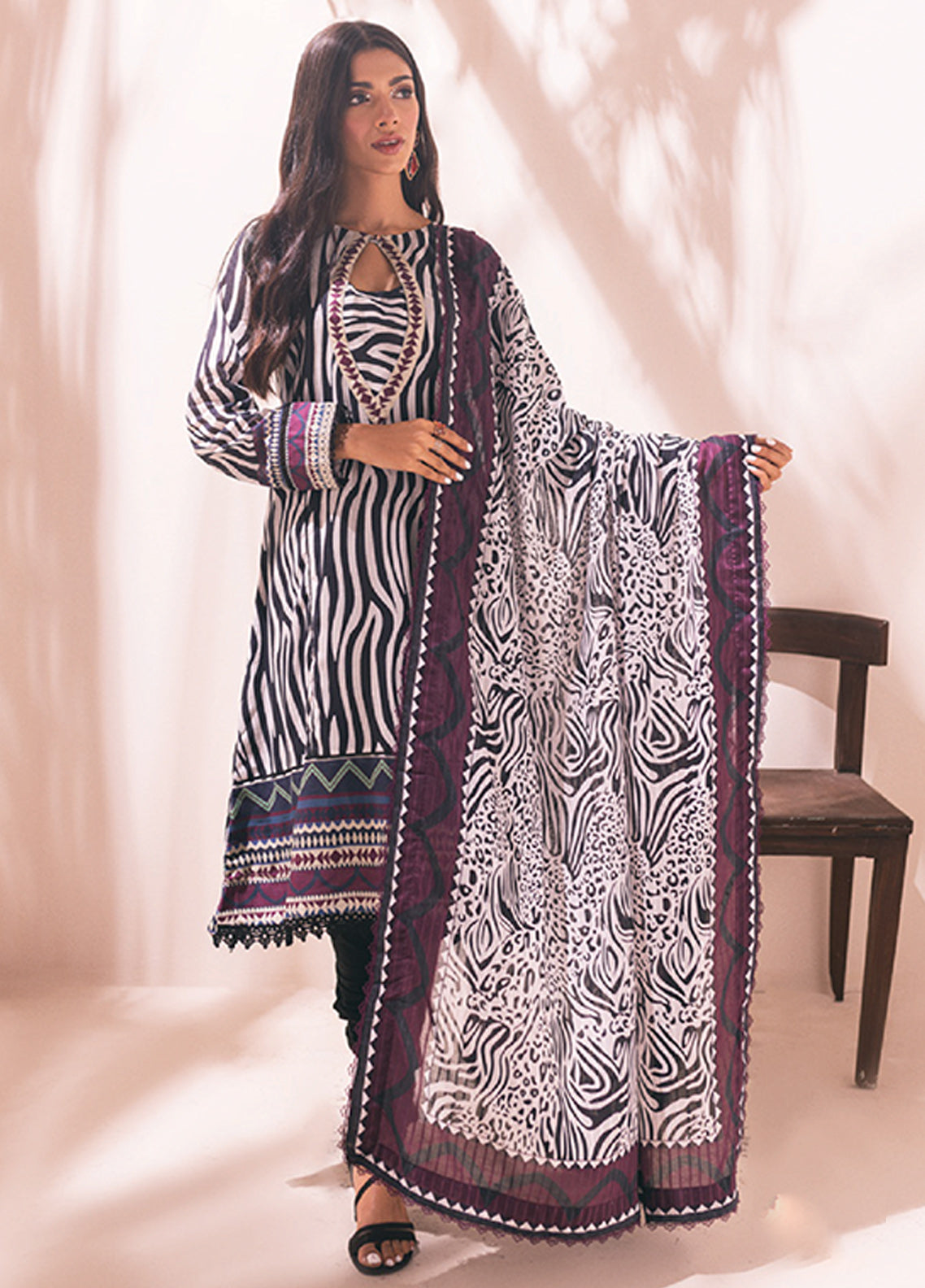 D#07 AlZohaib Colors Digital Printed Lawn Collection 323