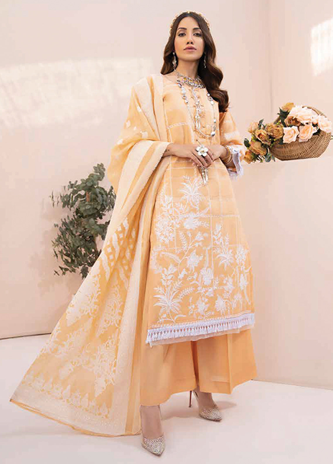 D#5561 Rashid White For Summer Emb Collection 223