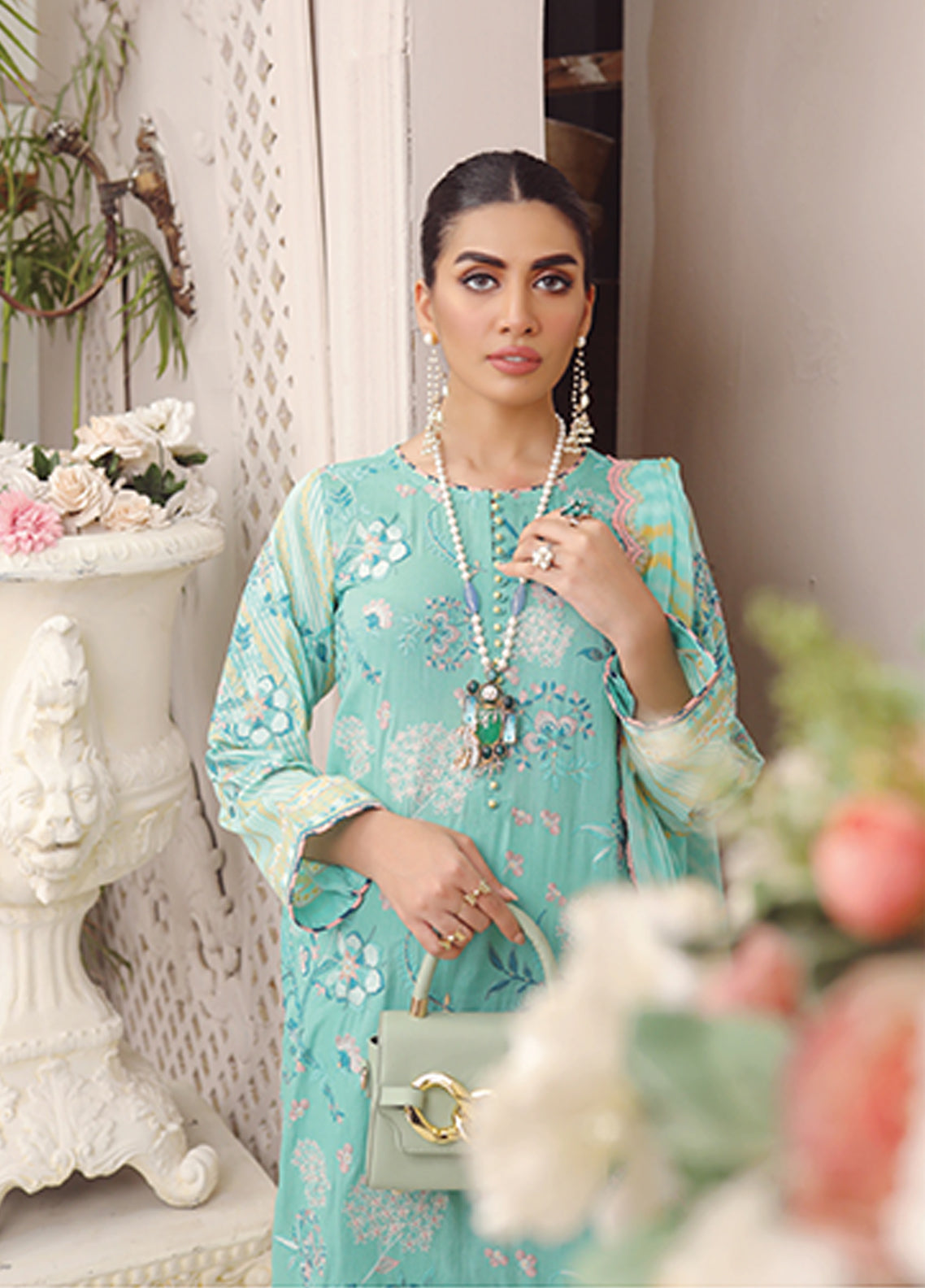 D#5018 LSM Lakhany Summer Gold Emb Collection 223