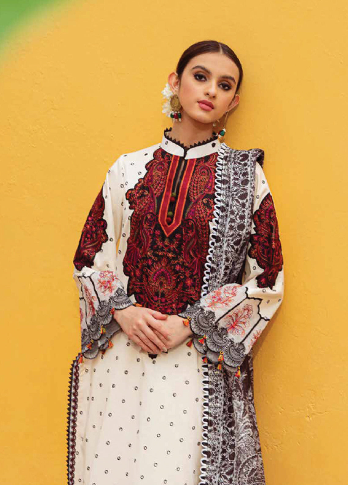 D#9B Zarqash Tresor Luxe Emb Lawn Collection 323