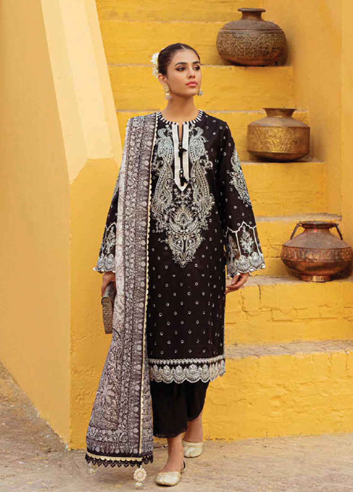 D#9A Zarqash Tresor Luxe Emb Lawn Collection 323